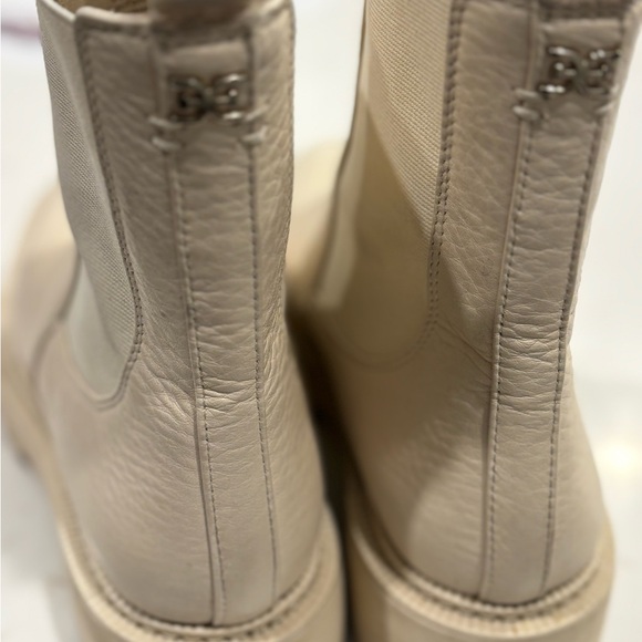 Sam Edelman Cream White Pull-on Boots Laguna size 9.5 - Picture 3 of 5